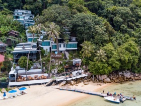 Alunan Resort